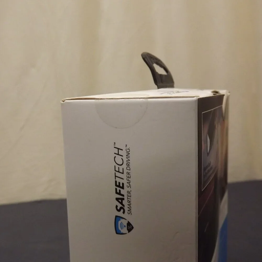 Scosche Dash Cam 1080P HD DVR 4GB Night Vision DDVR2ST Complete In Box